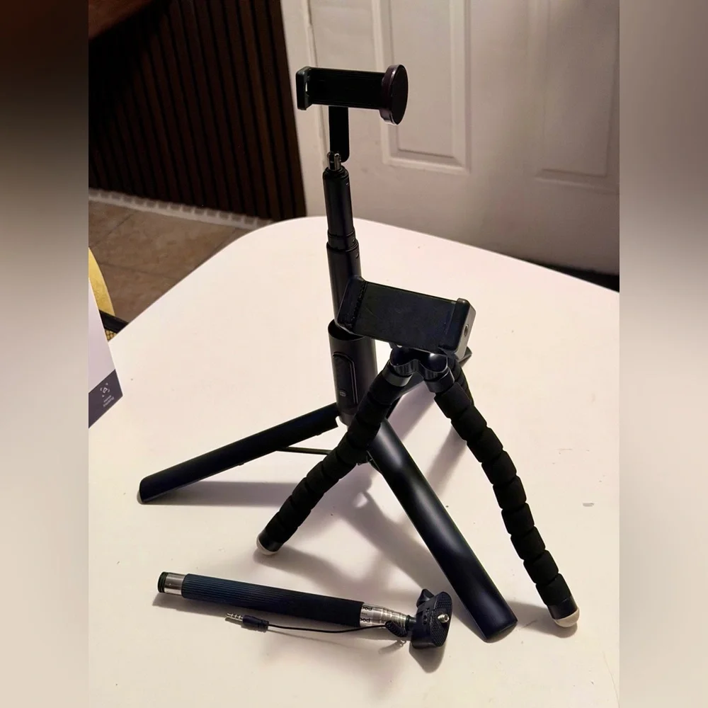 Flexible Black Tripod Stand for Cameras